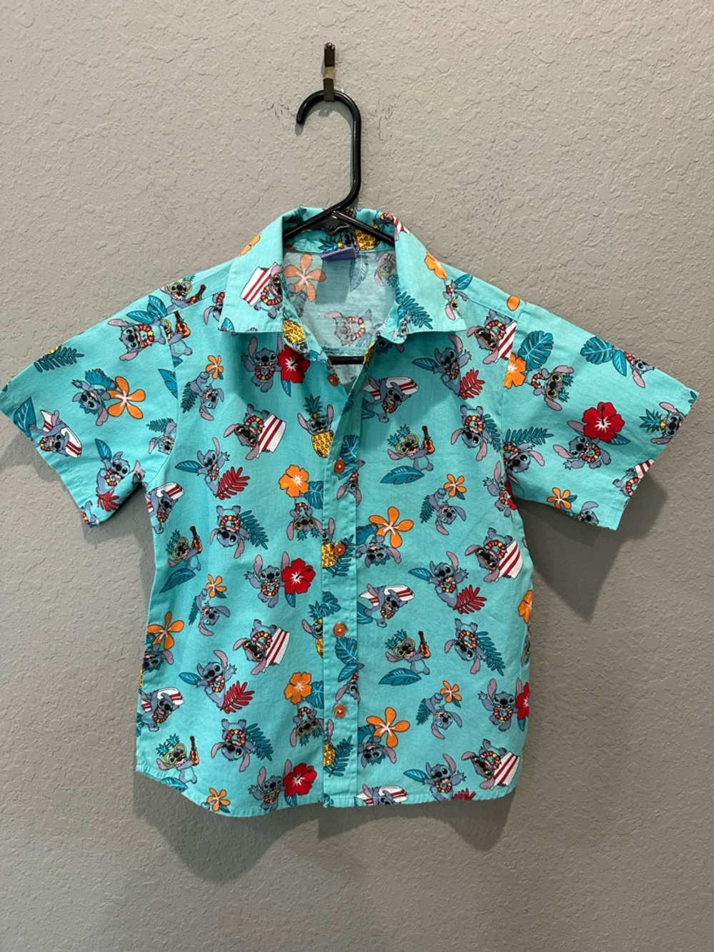 Disney Stitch tropical print Stitch button down shirt kids Sz 7-8 years EUC